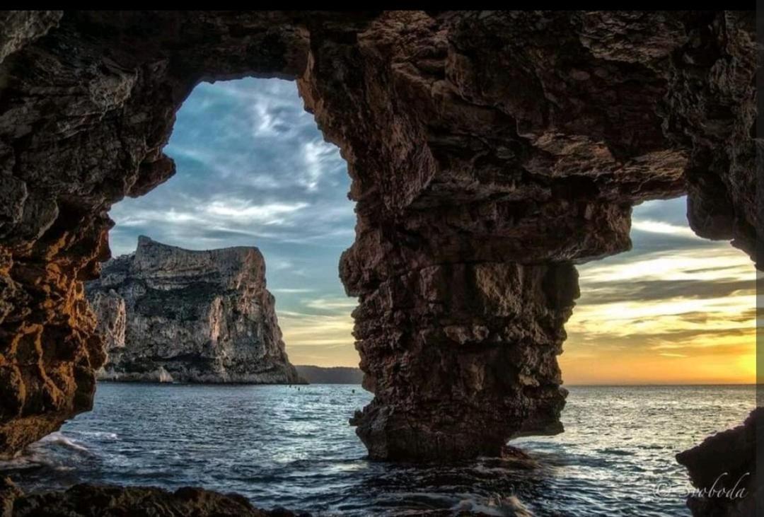 Casa De Vacaciones Теулада Екстер'єр фото